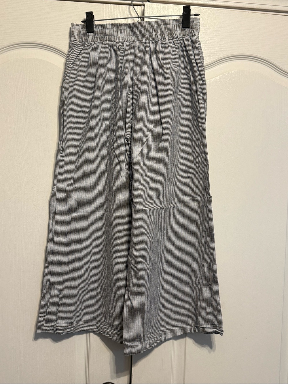 Striped Wide-Leg Cropped Linen Blend Pants